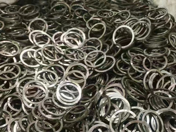 无缝管切割件
